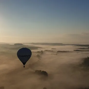 Baptême de l'air montgolfière, département Charente Baptême de l'air montgolfière, département Charente