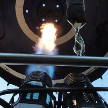 Angoulême, Charente (16) - Baptême de l'air montgolfière Angoulême, Charente (16) - Baptême de l'air montgolfière