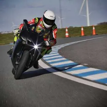 Stage de pilotage moto, département Eure et loir Stage de pilotage moto, département Eure et loir
