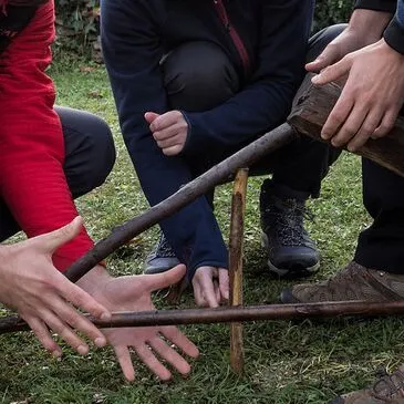 Stage de Survie proche Saint-Victor-des-Oules, à 45 min d'Avignon Stage de Survie proche Saint-Victor-des-Oules, à 45 min d'Avignon
