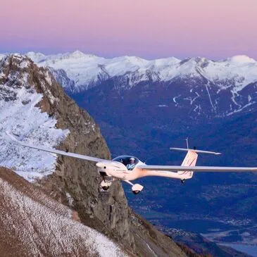 Aérodrome d'Aspres-sur-Buëch, Hautes Alpes (05) - Baptême de l'air en Planeur Aérodrome d'Aspres-sur-Buëch, Hautes Alpes (05) - Baptême de l'air en Planeur