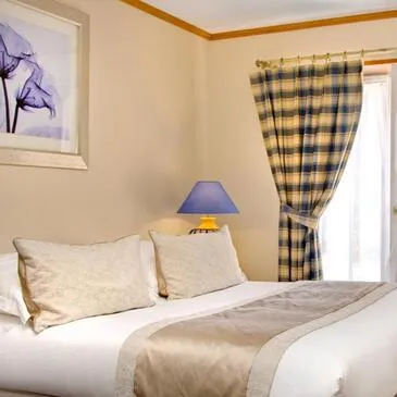 Fontenay-sur-Loing, à 20 min de Montargis, Loiret (45) - Week end Golf Fontenay-sur-Loing, à 20 min de Montargis, Loiret (45) - Week end Golf