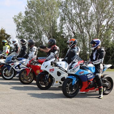 Stage de pilotage moto en région PACA et Corse
