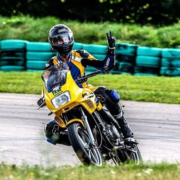 Stage de pilotage moto en région Picardie Stage de pilotage moto en région Picardie
