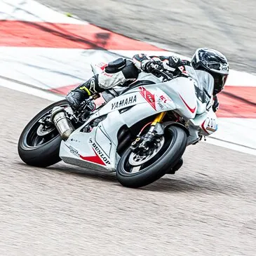 Stage de pilotage moto proche Circuit des Ecuyers Stage de pilotage moto proche Circuit des Ecuyers