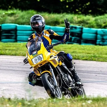 Stage de pilotage moto en région Picardie Stage de pilotage moto en région Picardie