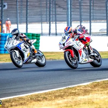 Stage de pilotage moto, département Côte d'or Stage de pilotage moto, département Côte d'or