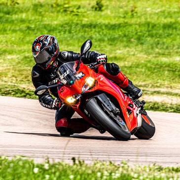 Stage de pilotage moto en région Bourgogne