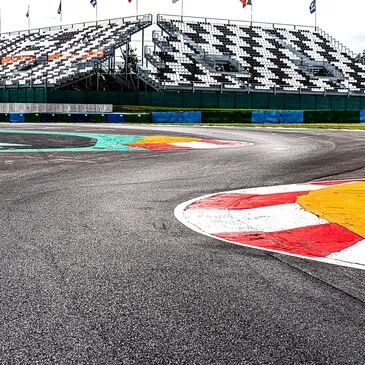 Stage de pilotage moto, département Nièvre Stage de pilotage moto, département Nièvre