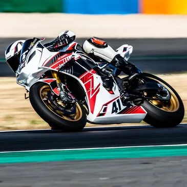 Circuit de Magny-Cours GP, Nièvre (58) - Stage de pilotage moto Circuit de Magny-Cours GP, Nièvre (58) - Stage de pilotage moto