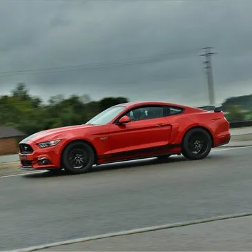 Stage de Pilotage Ford Mustang proche Circuit de Château-Gaillard