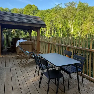 Vernois-les-Vesres, à 45 min de Dijon, Côte d'or (21) - Weekend et Hébergement Insolite Vernois-les-Vesres, à 45 min de Dijon, Côte d'or (21) - Weekend et Hébergement Insolite