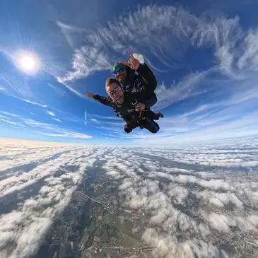 Réserver Saut en parachute département Yvelines Réserver Saut en parachute département Yvelines