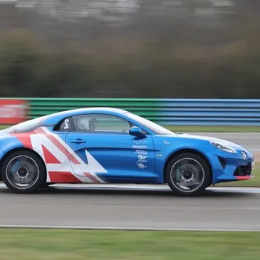 Circuit de l'Ouest Parisien - Dreux, Eure et loir (28) - Stage de Pilotage Berline Sportive Circuit de l'Ouest Parisien - Dreux, Eure et loir (28) - Stage de Pilotage Berline Sportive