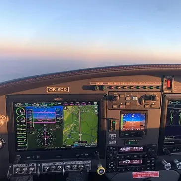 Pilotage d'avion ULM à Mende en Lozère en région Languedoc-Roussillon Pilotage d'avion ULM à Mende en Lozère en région Languedoc-Roussillon