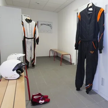 Var (83) PACA et Corse - Stage de Pilotage Var (83) PACA et Corse - Stage de Pilotage