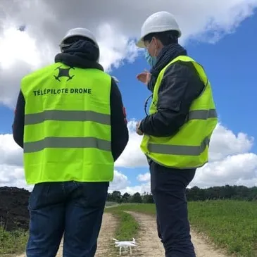 Martillac, à 30 min de Bordeaux, Gironde (33) - Pilotage de Drone