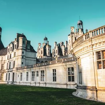 Visite des Châteaux de Chambord et Chenonceau avec Déjeuner en région Centre Visite des Châteaux de Chambord et Chenonceau avec Déjeuner en région Centre
