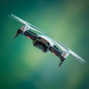 Initiation au Pilotage de Drone près d'Angers en région Pays-de-la-Loire Initiation au Pilotage de Drone près d'Angers en région Pays-de-la-Loire