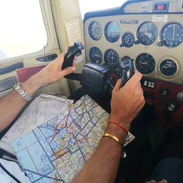 Aérodrome d'Aix-les-Milles, Bouches du Rhône (13) - Stage initiation avion Aérodrome d'Aix-les-Milles, Bouches du Rhône (13) - Stage initiation avion