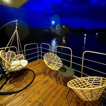 Nuit insolite en House Boat près de Giverny en région Normandie