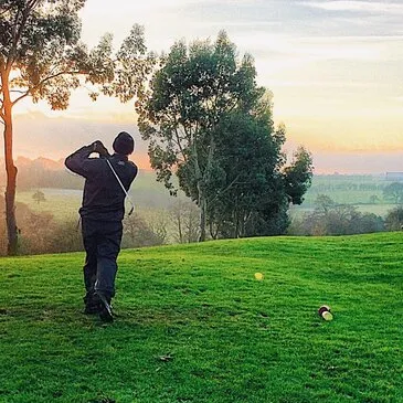 Weekend Golf avec Jacuzzi Privatif près de Périgueux Weekend Golf avec Jacuzzi Privatif près de Périgueux