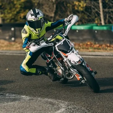 Stage de Pilotage pour Enfant proche Circuit de Dreux Stage de Pilotage pour Enfant proche Circuit de Dreux