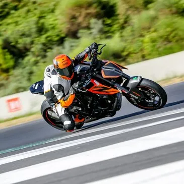 Offrir Stage de pilotage moto en PACA et Corse Offrir Stage de pilotage moto en PACA et Corse