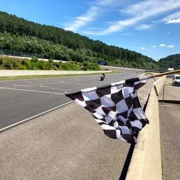 Stage de pilotage moto, département Var Stage de pilotage moto, département Var