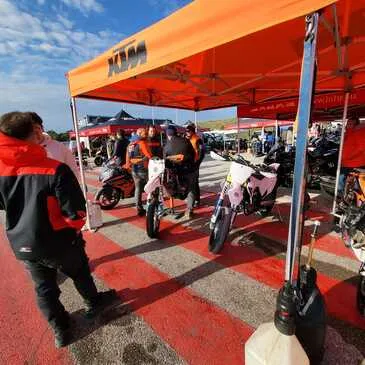 Stage de pilotage moto en région PACA et Corse Stage de pilotage moto en région PACA et Corse