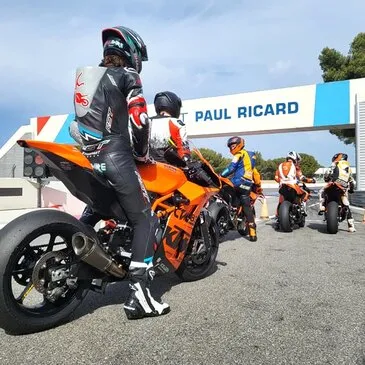 Stage de pilotage moto proche Circuit du Castellet - Paul Ricard Stage de pilotage moto proche Circuit du Castellet - Paul Ricard