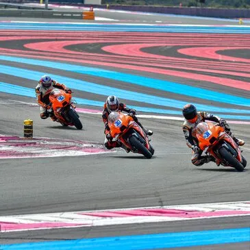 Réserver Stage de pilotage moto en PACA et Corse Réserver Stage de pilotage moto en PACA et Corse