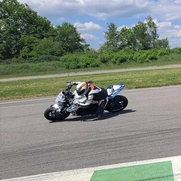 Circuit Vaison Piste, Saône et loire (71) - Stage de pilotage moto Circuit Vaison Piste, Saône et loire (71) - Stage de pilotage moto