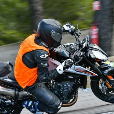 Stage de pilotage moto, département Var Stage de pilotage moto, département Var