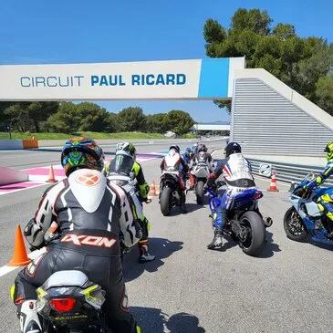 Stage Coaching avec votre Moto - Driving Center au Castellet en région PACA et Corse Stage Coaching avec votre Moto - Driving Center au Castellet en région PACA et Corse