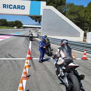 Stage de Pilotage en région PACA et Corse Stage de Pilotage en région PACA et Corse