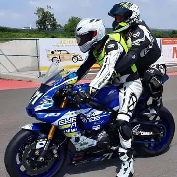 Baptême Moto sur Circuit, département Allier Baptême Moto sur Circuit, département Allier