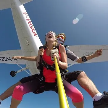 Aérodrome de Montélimar-Ancône, à 1h10 d&#39;Avignon, Vaucluse (84) - Saut en parachute