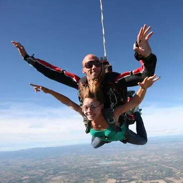 Saut en parachute proche Aérodrome de Montélimar-Ancône, à 1h10 d&#39;Avignon