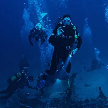 Baptême de Plongée près de Charleroi en région Belgique Baptême de Plongée près de Charleroi en région Belgique