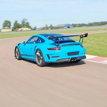 Pilotage Multivolant 4 Autos - Circuit Nogaro Piste Compétition en région Midi-Pyrénées Pilotage Multivolant 4 Autos - Circuit Nogaro Piste Compétition en région Midi-Pyrénées