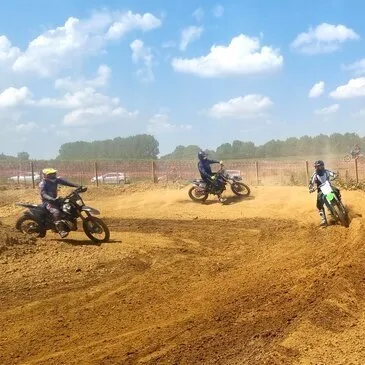 Stage de Moto Cross, département Saône et loire Stage de Moto Cross, département Saône et loire
