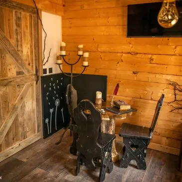 Lambesc, à 40 min d'Aix-en-Provence, Bouches du Rhône (13) - Weekend et Hébergement Insolite Lambesc, à 40 min d'Aix-en-Provence, Bouches du Rhône (13) - Weekend et Hébergement Insolite