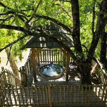 Weekend et Hébergement Insolite, département Dordogne Weekend et Hébergement Insolite, département Dordogne