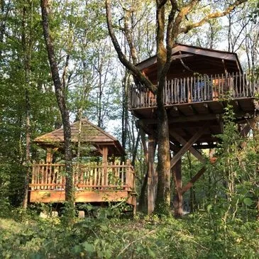 Weekend et Hébergement Insolite proche Monsac, à 30 min de Bergerac Weekend et Hébergement Insolite proche Monsac, à 30 min de Bergerac