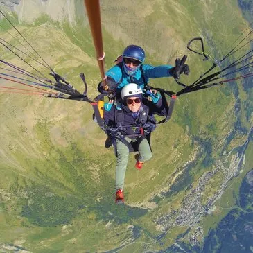 Baptême en parapente, département Hautes Alpes Baptême en parapente, département Hautes Alpes