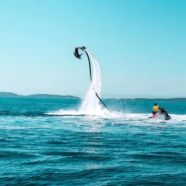 Les Issambres, Var (83) - Flyboard Les Issambres, Var (83) - Flyboard