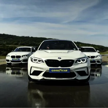 Réserver Stage de Pilotage de Glisse Drift en PACA et Corse Réserver Stage de Pilotage de Glisse Drift en PACA et Corse