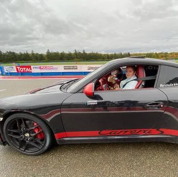Stage de pilotage Porsche en région Midi-Pyrénées Stage de pilotage Porsche en région Midi-Pyrénées
