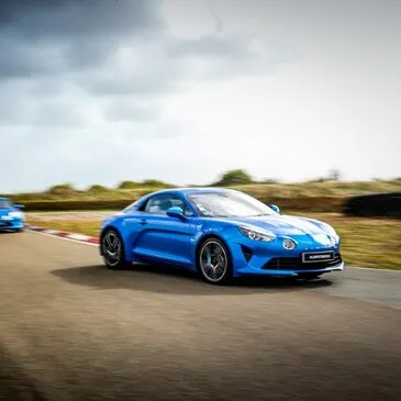 Baptême en Alpine A110 - Circuit de Nogaro Baptême en Alpine A110 - Circuit de Nogaro